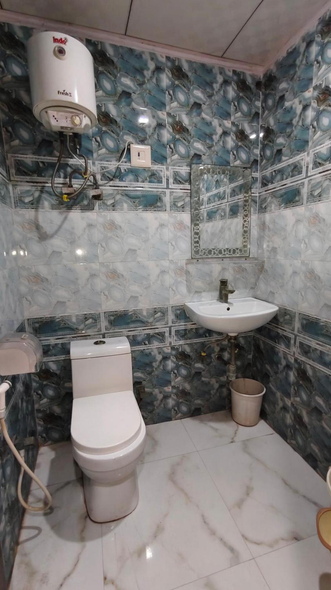 Rajdhani Guest House Faridabad Bagian luar foto
